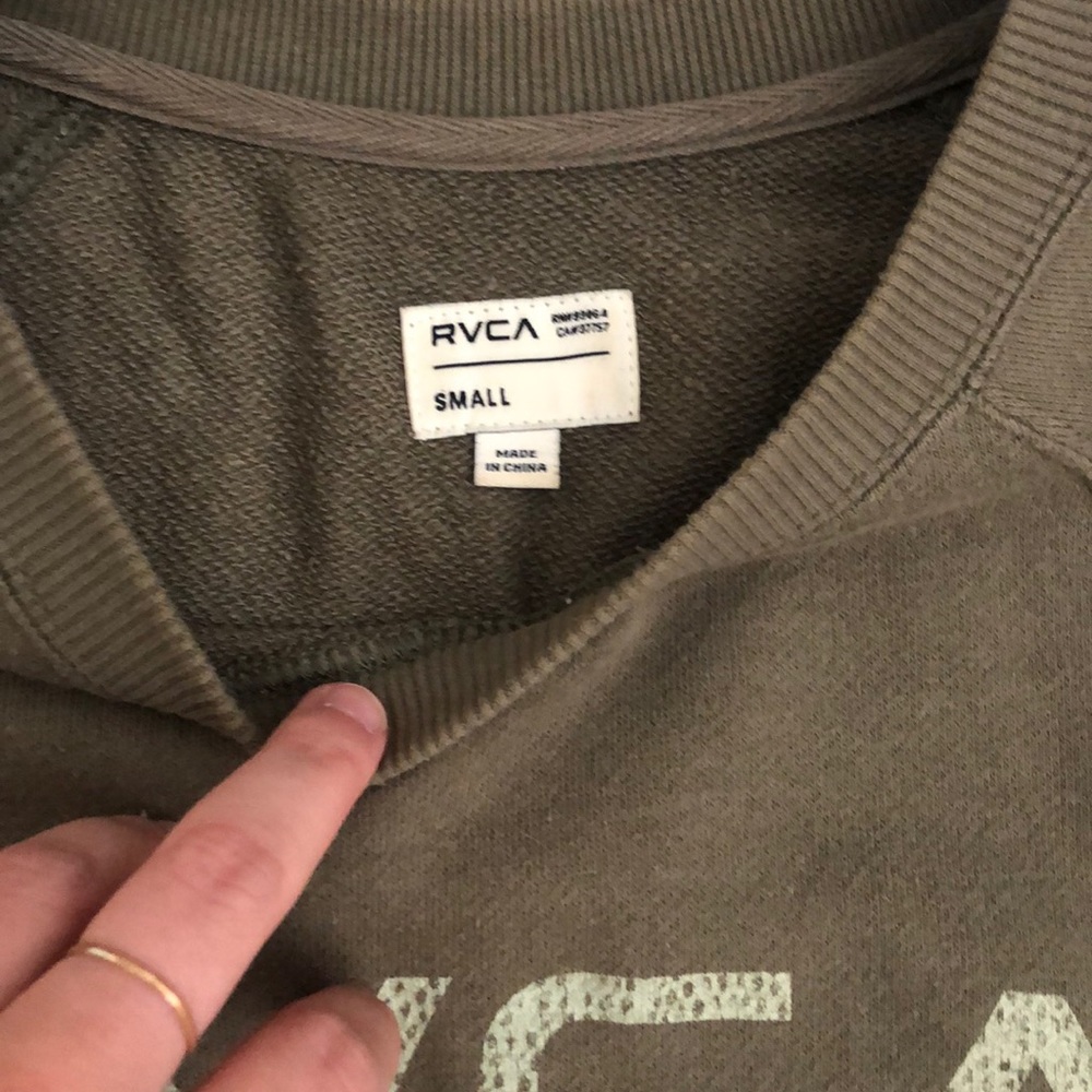 Green RVCA sweater - Picture 3 of 3